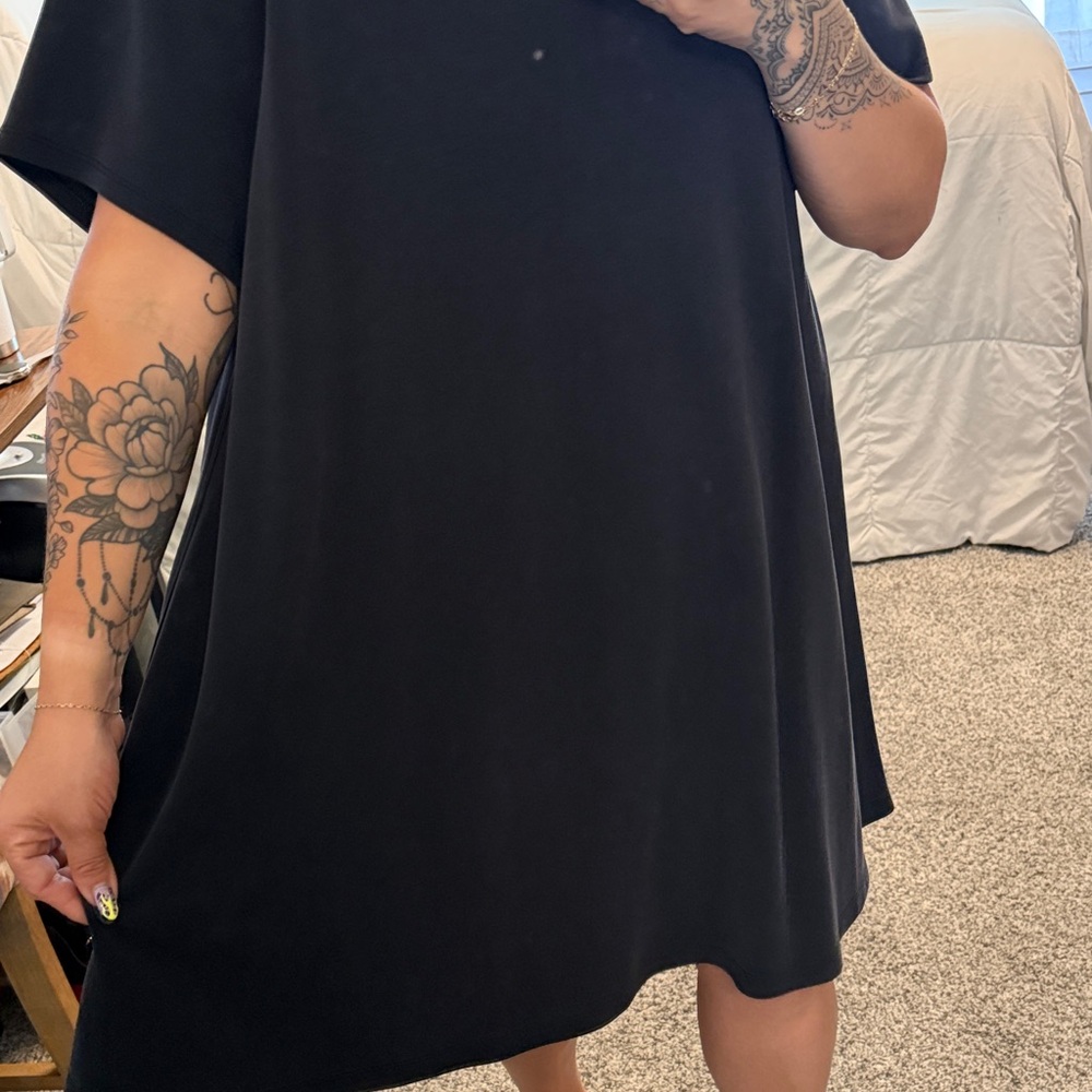 lululemon athletica Black Mini T-Shirt Dress - Picture 4 of 7